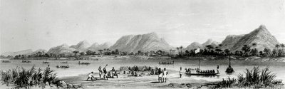 Montagnes et canoës de marché près de Bokwen, de 